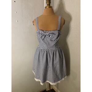 Trixxi Striped Bow Tie Lace Trimmed Nautical Pin Up Dress 9 Retrogirl Glam